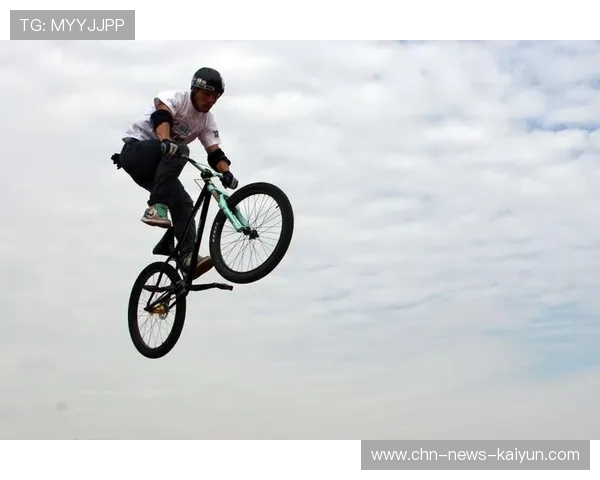 欧洲自行车赛环法拉松赛，骑手们挑战极限，欧洲自行车协会