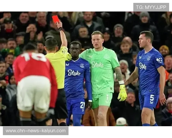 曼联冬窗调整曝光,阿莫林锁定双引援方位 曼联冬窗调整曝光,阿莫林锁定双引援方位